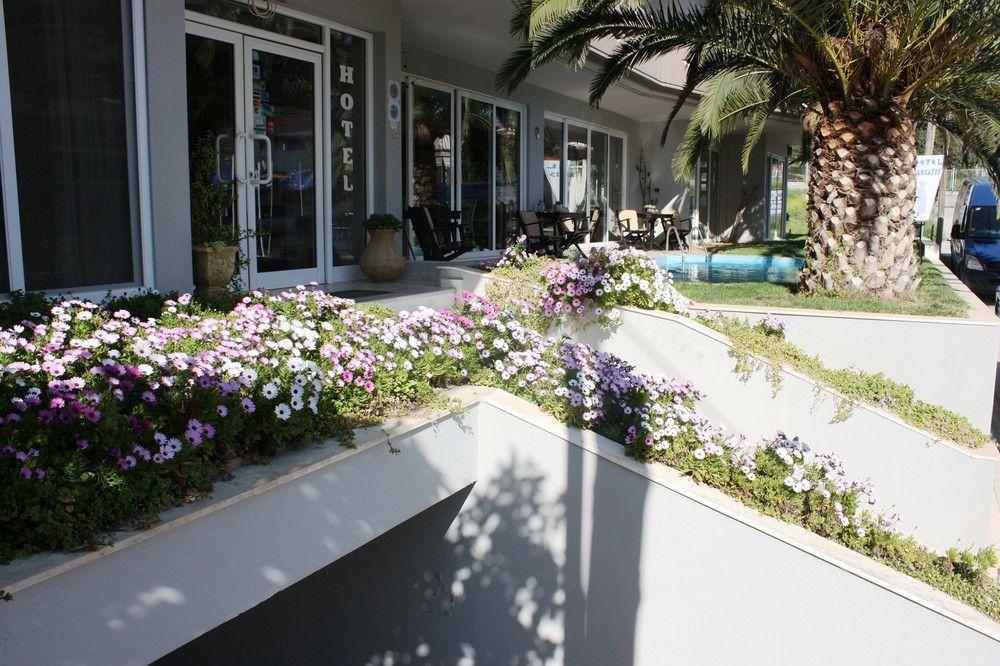 Hotel Cariatis Nea Kallikrateia Dış mekan fotoğraf
