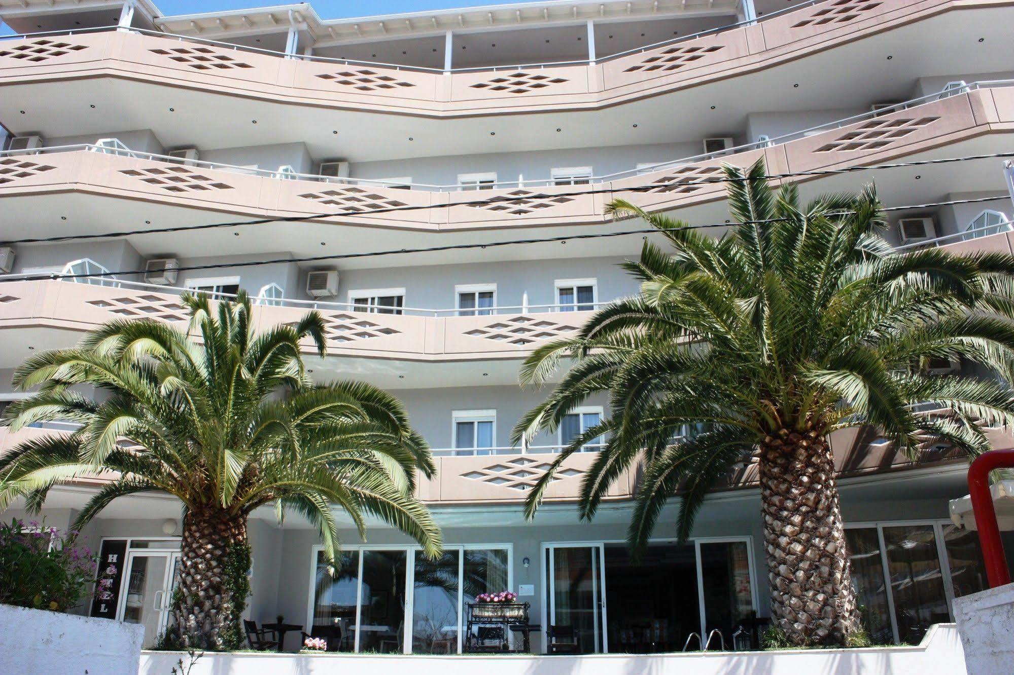 Hotel Cariatis Nea Kallikrateia Dış mekan fotoğraf