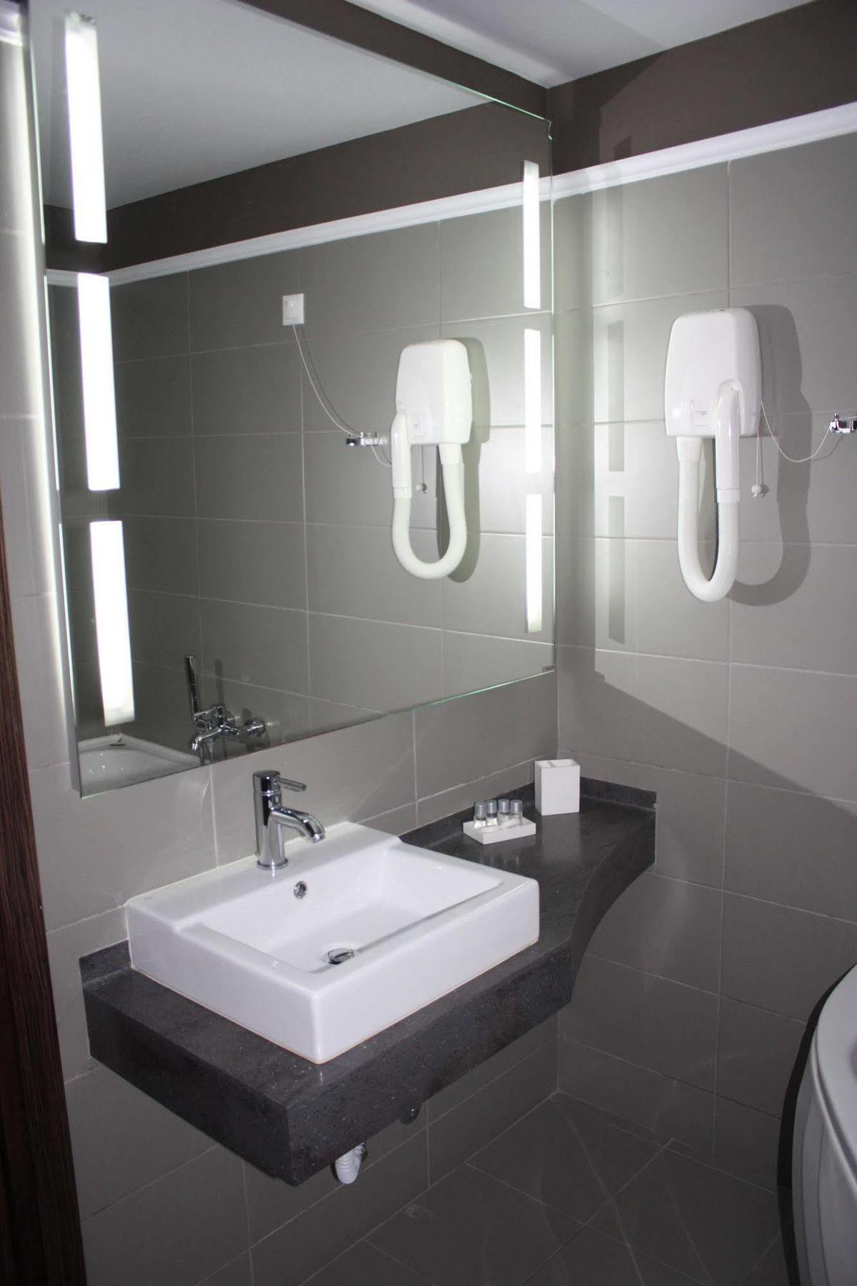 Hotel Cariatis Nea Kallikrateia Dış mekan fotoğraf