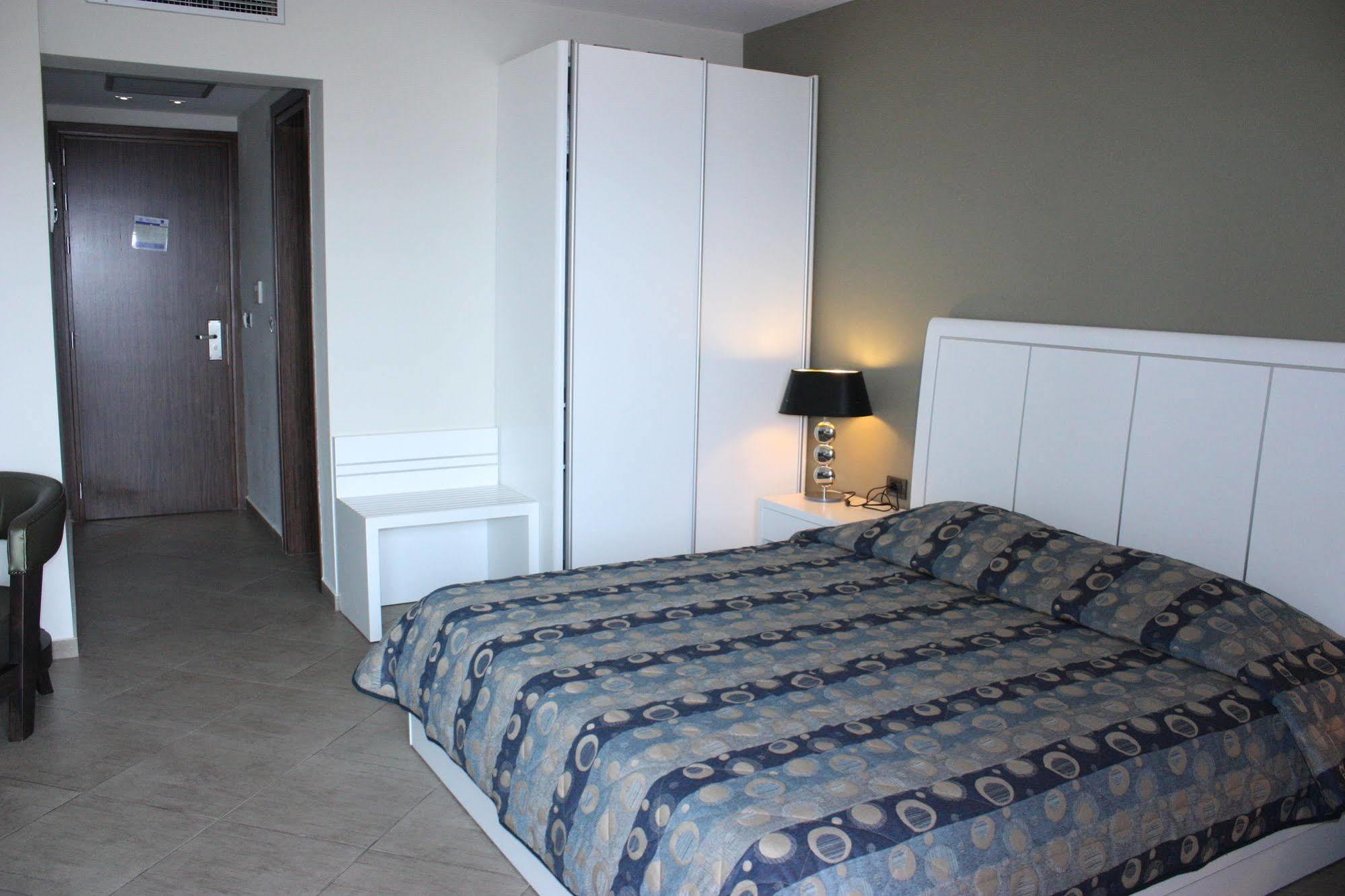 Hotel Cariatis Nea Kallikrateia Dış mekan fotoğraf
