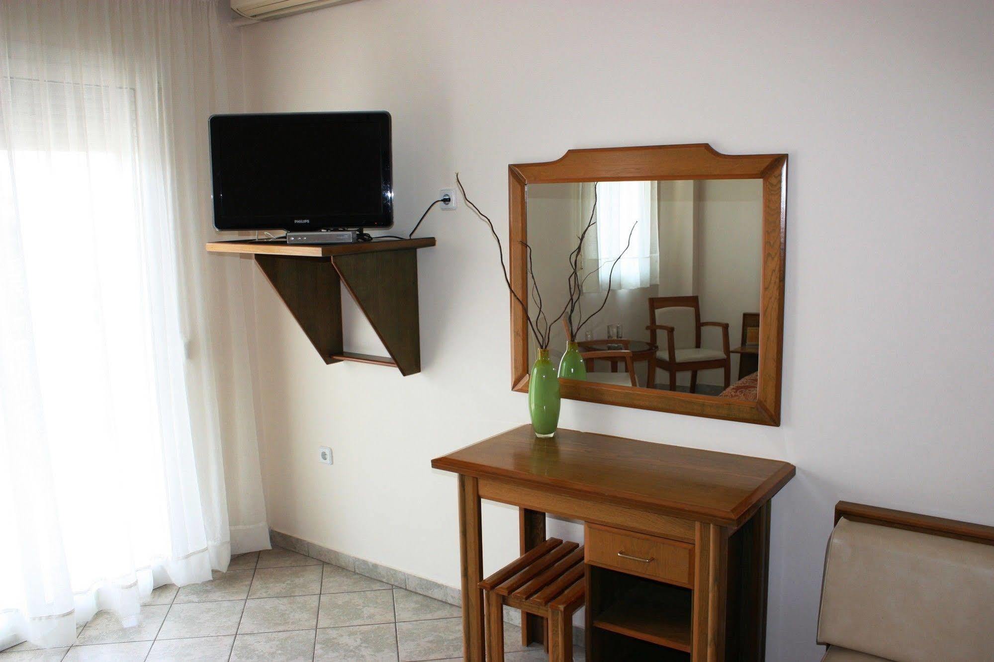Hotel Cariatis Nea Kallikrateia Dış mekan fotoğraf