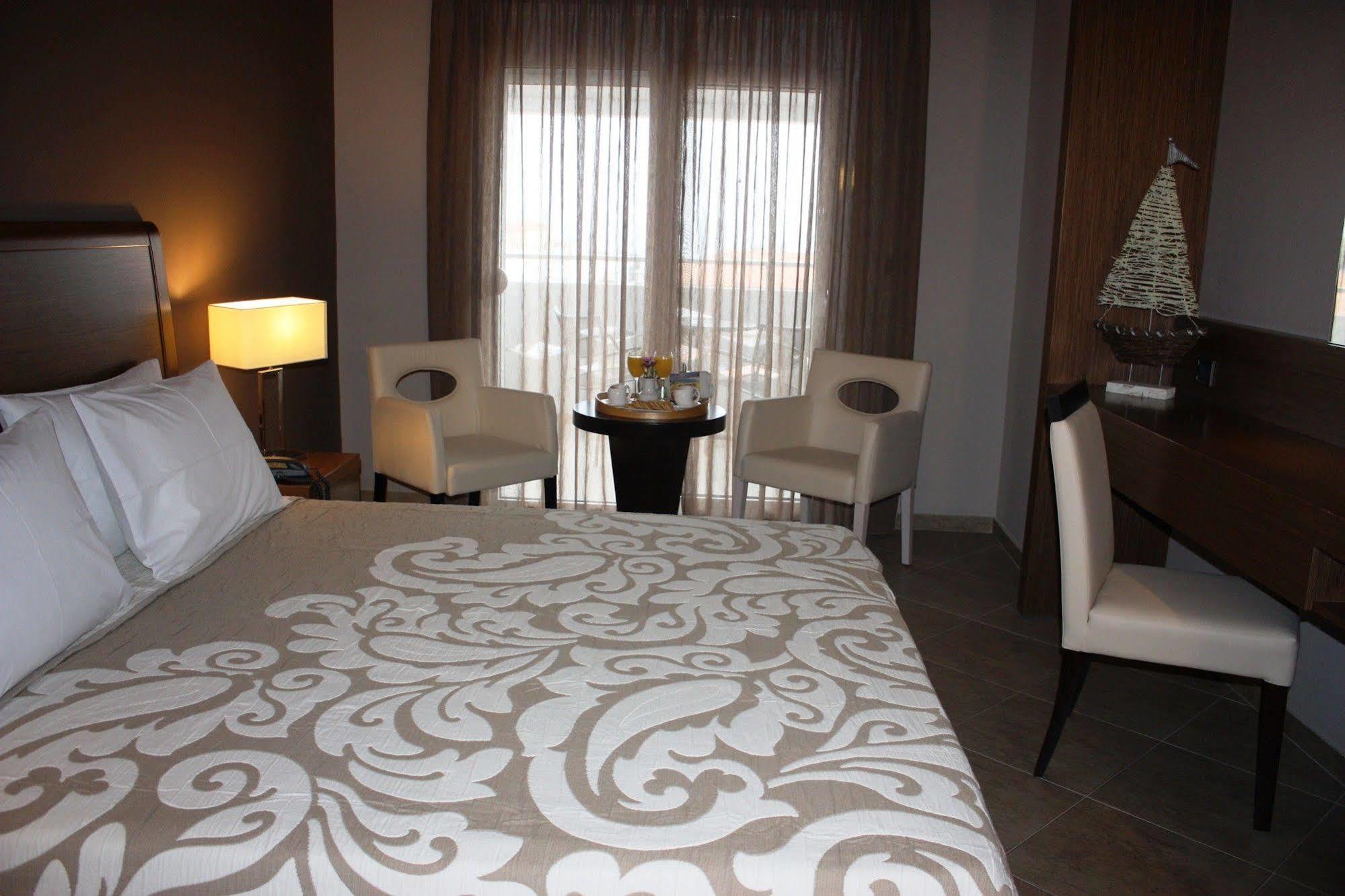 Hotel Cariatis Nea Kallikrateia Dış mekan fotoğraf
